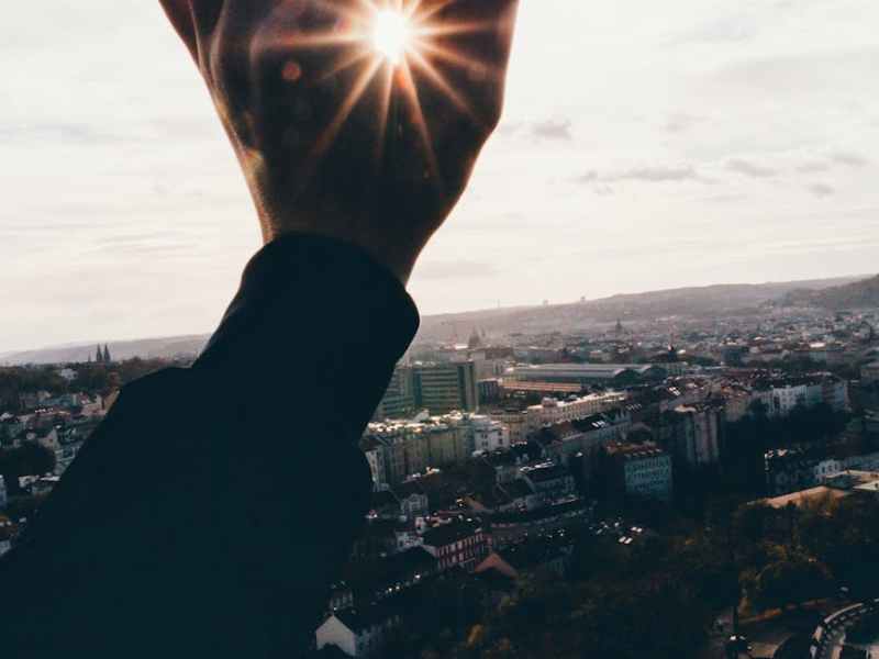 Deriving Meanings From a Keyword